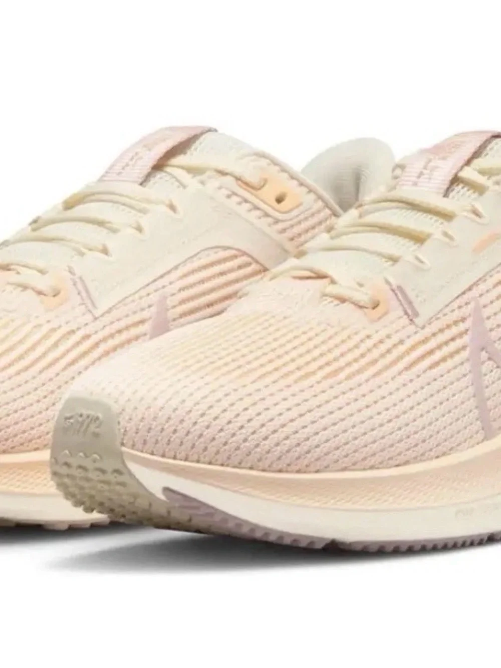 Nike Air Zoom Pegasus 40 Women’s Athletic Shoes - Cream / Light Tan Pink US 7.5